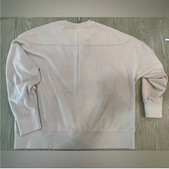 New Vuori Sedona Weekend Crewneck Sweatshirt In Pewter XL - Picture 6 of 6